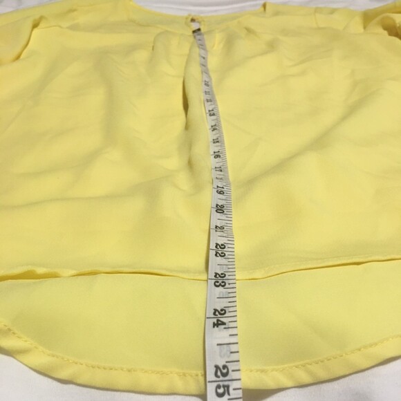 Unbranded top Womens Medium sunshine yellow roll tab sleeves keyhole back blouse - Picture 5 of 6